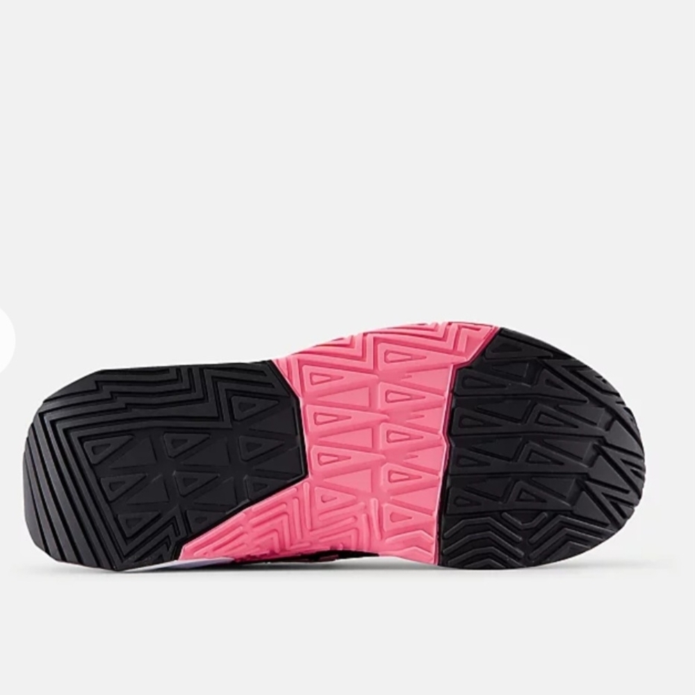 New Balance Fuel Cell Play With Bungee Sneakers -NEW - Picture 5 of 13